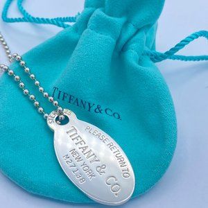 Tiffany & Co Sterling Sliver Return To Tiffany  Oval Tag Pendant Necklace